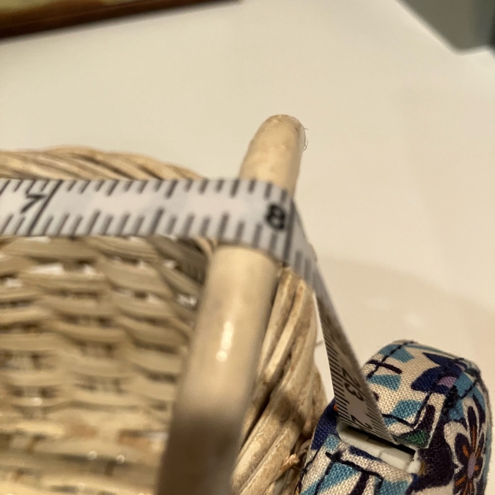 Floral Woven Basket with Handles hand painted - Picture 2 of 12